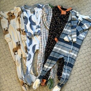 Lot of 5 - Burt’s Bee Baby 24 month Pajamas